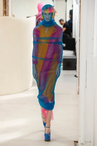 Look 23